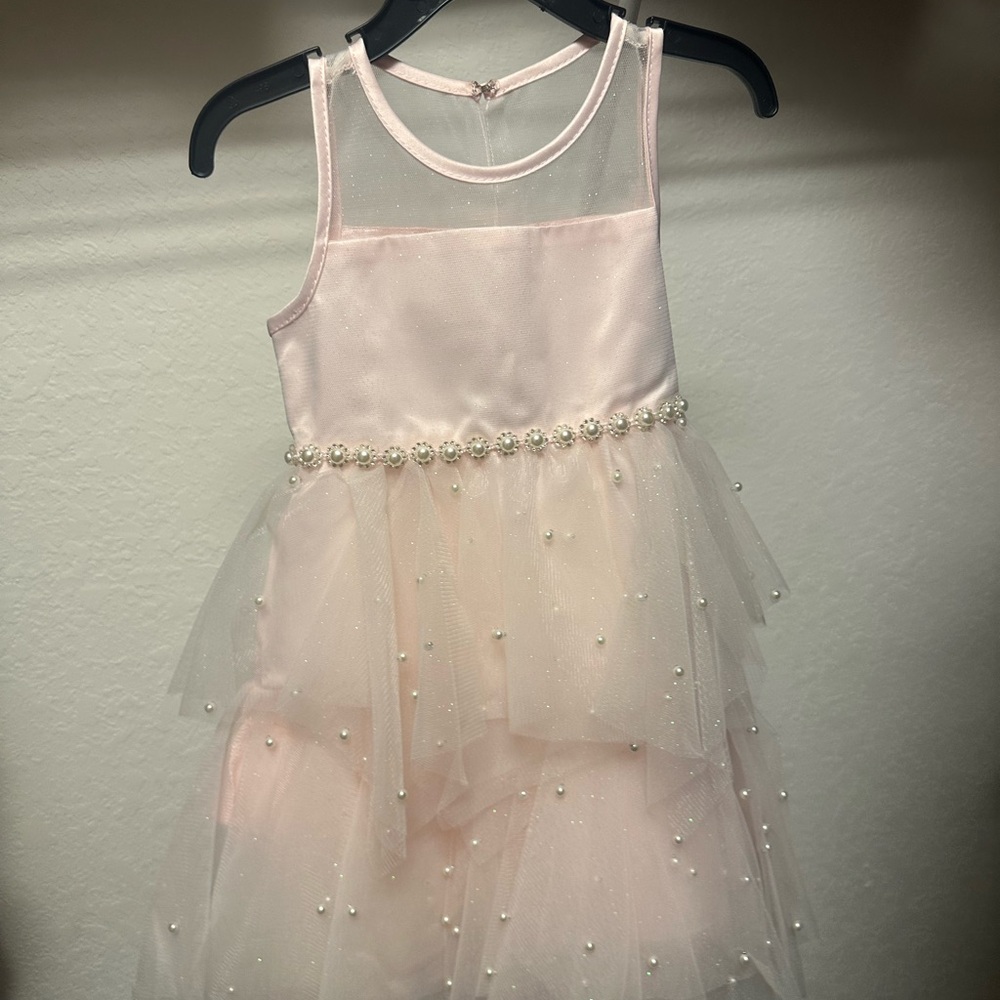 Elegant Pink Tulle Dress with Pearl Accents